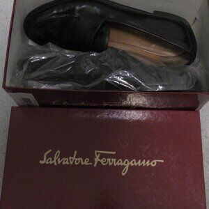 Salvatore Ferragamo Studio TRAMEZZA Penny Loafers Black Calf Leather Dress Shoes